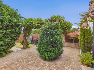 Patio area- click for photo gallery